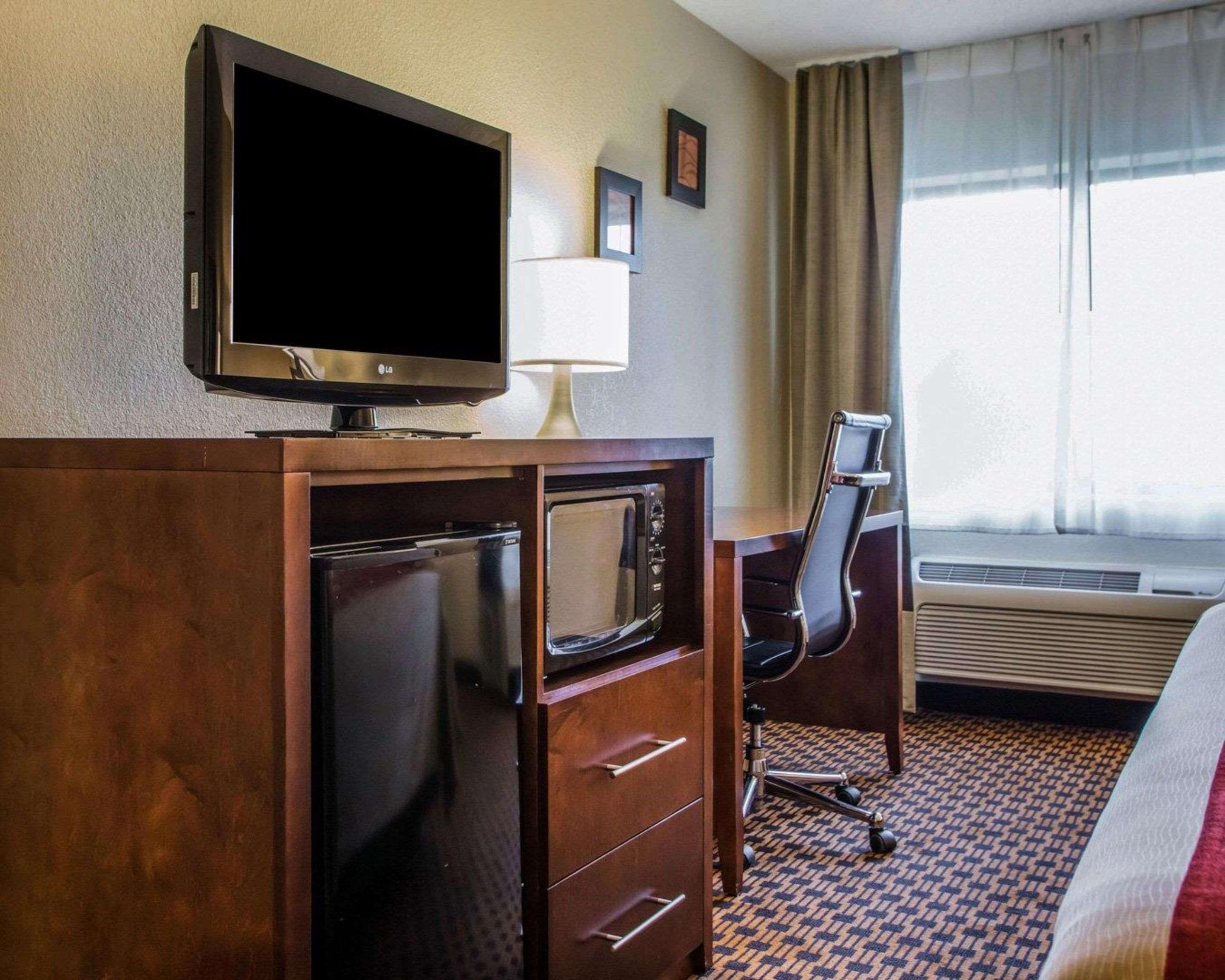 Comfort West I-80 Joliet