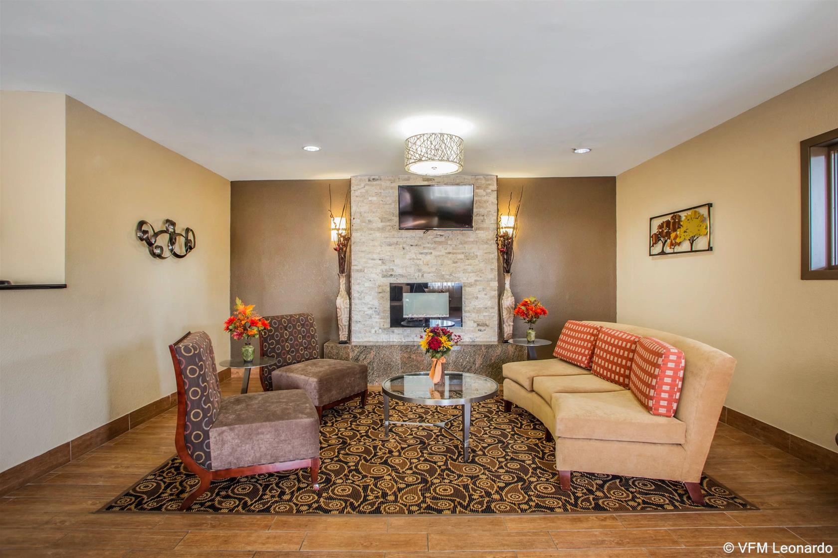 Comfort West I-80 Inn 2*