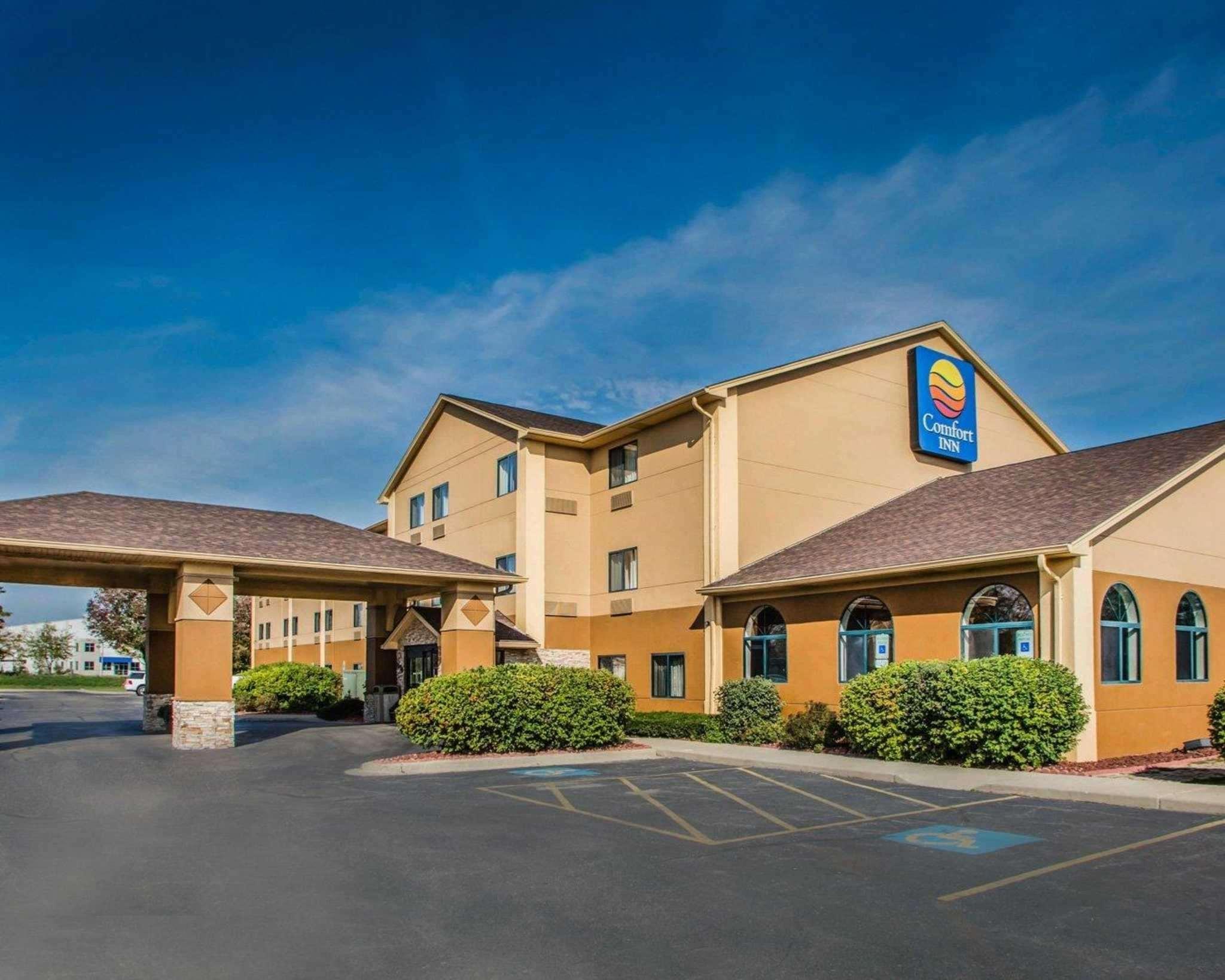 Comfort West I-80 Inn 2*